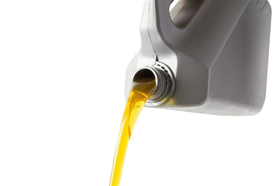 Synthetic 10W30 4Stroke small engine oil WoodMaxx