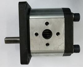 (Backhoe) Prior to 2015 - Hydraulic Gear Pump - WM-8600